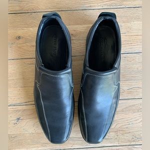 EUC Black Cole Haan Slip Ons 13